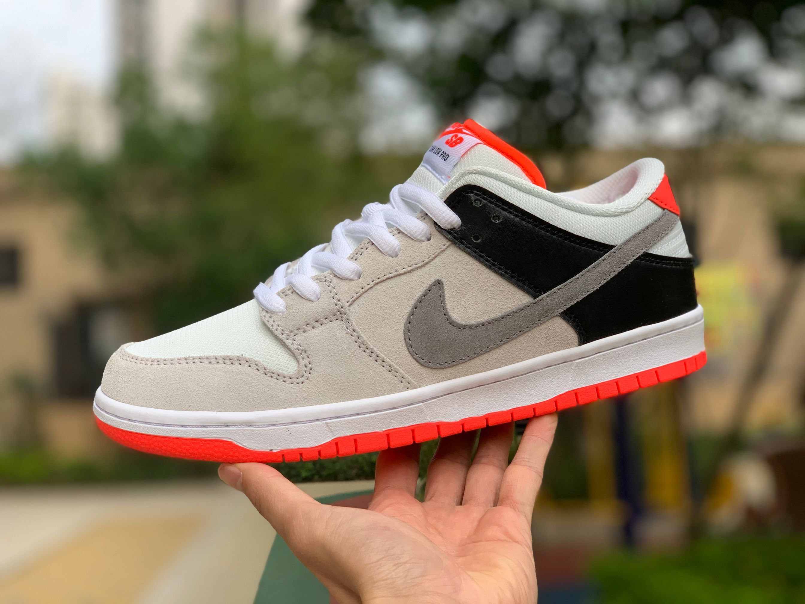 2020 Release Nike SB Dunk Low “Infrared” Skate Shoes CD2563-004