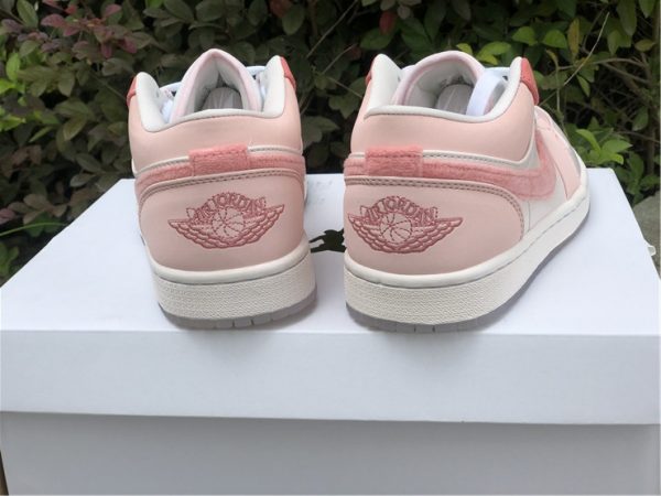 Air Jordan 1 Low SE Pink White Basketball Shoes For Sale-3