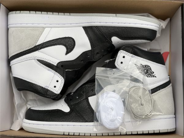 2022 Discount Air Jordan 1 High OG Stage Haze Sneakers 555088-108 In Box