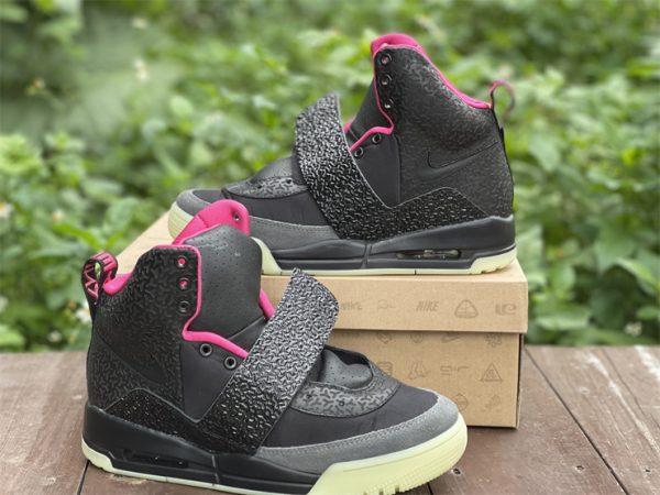 Where To Buy Nike Air Yeezy Blink UK Shoes 366164-003-1