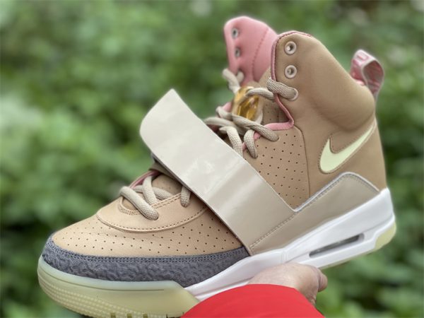 Where To Buy Nike Air Yeezy Net Online 366164-111 in hand