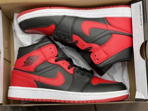 2022 Brand New Air Jordan 1 Mid Banned Basketball Shoes 554724-074